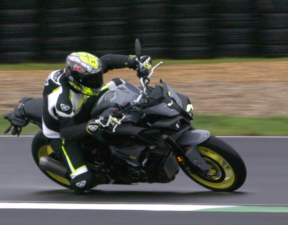 Yamaha MT-10